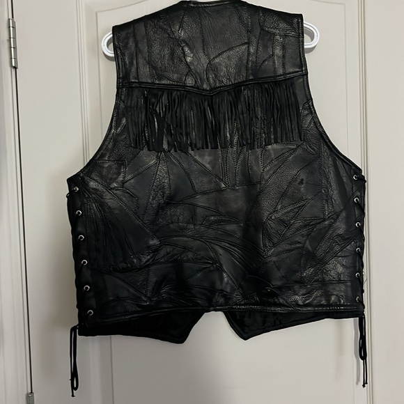 Genuine Buffalo Black Leather Vest - Picture 4 of 4